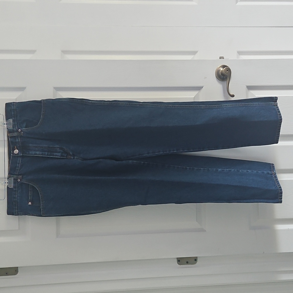 NEW Basic Editions Men's  Jeans in MEDIUM Blue